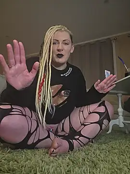 PinkTheHawk – webcam-show
