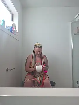 PinkTheHawk webkamerás műsora