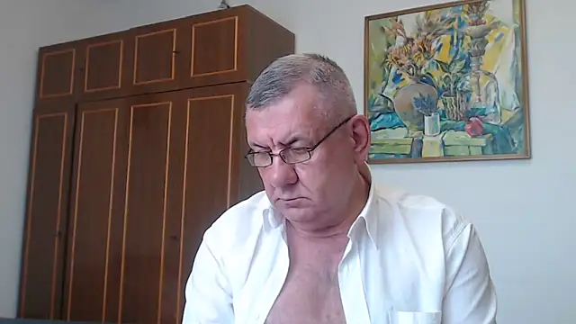 Show modela machomale3 na web-kameri