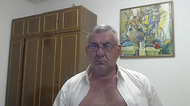Show modela machomale3 na web-kameri