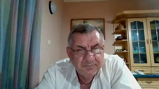 Pokazy przed kamerką – machomale3