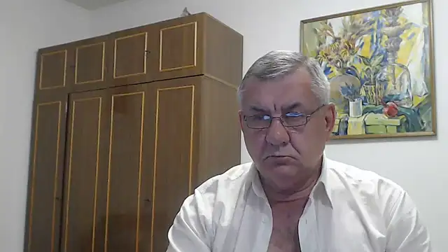 Show modela machomale3 na web-kameri
