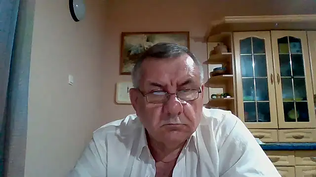 Show modela machomale3 na web-kameri