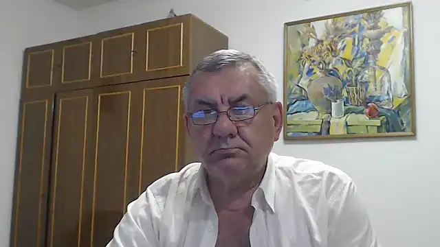 Show modela machomale3 na web-kameri
