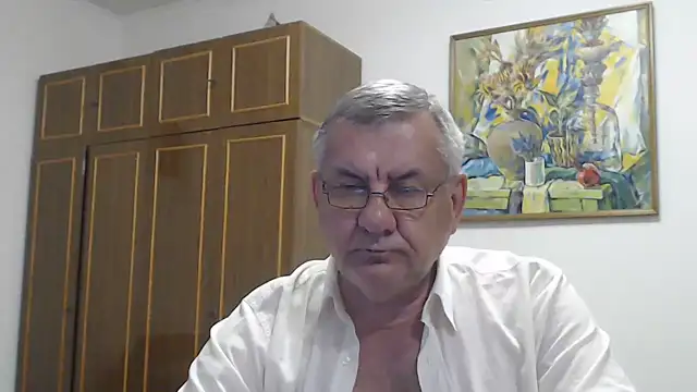 Show modela machomale3 na web-kameri