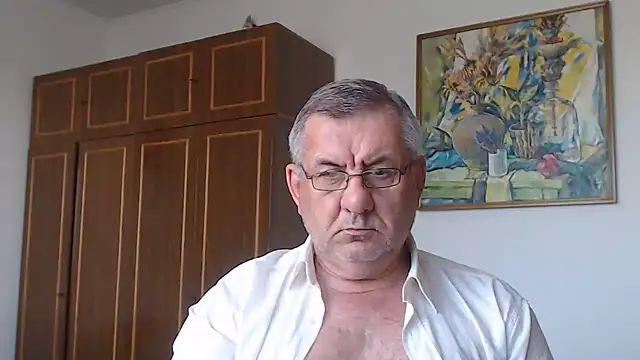 Show modela machomale3 na web-kameri