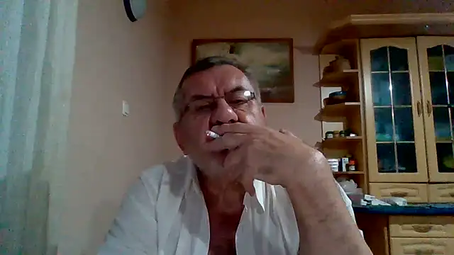 Show modela machomale3 na web-kameri
