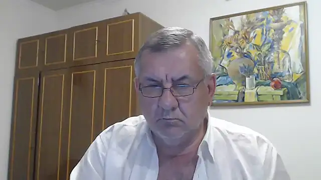 Show modela machomale3 na web-kameri