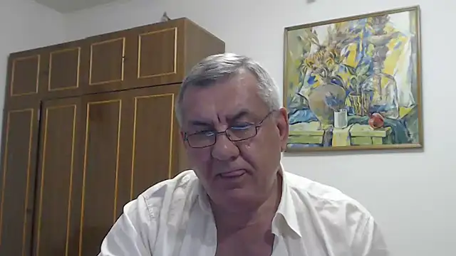 Show modela machomale3 na web-kameri