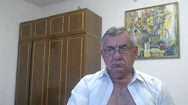 Show modela machomale3 na web-kameri