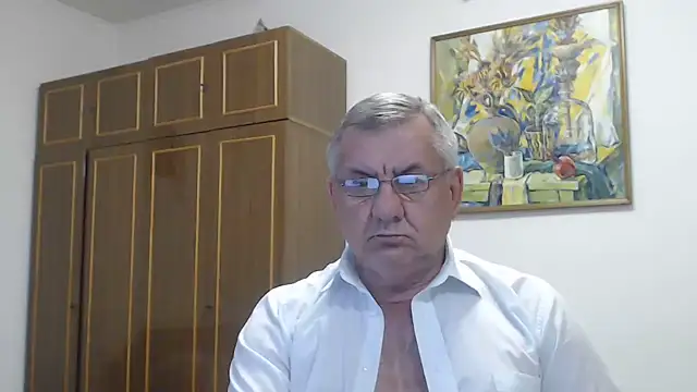 Show modela machomale3 na web-kameri