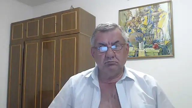 Show modela machomale3 na web-kameri