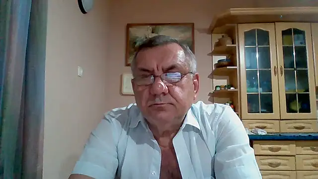 Show modela machomale3 na web-kameri