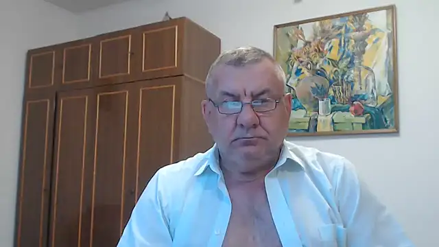 Show modela machomale3 na web-kameri