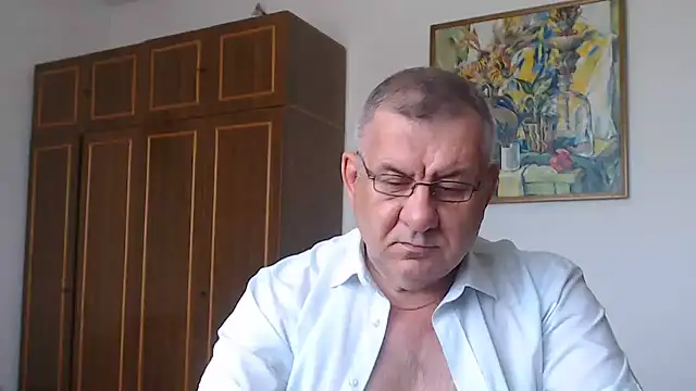 Show modela machomale3 na web-kameri