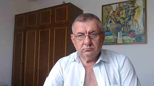Show modela machomale3 na web-kameri