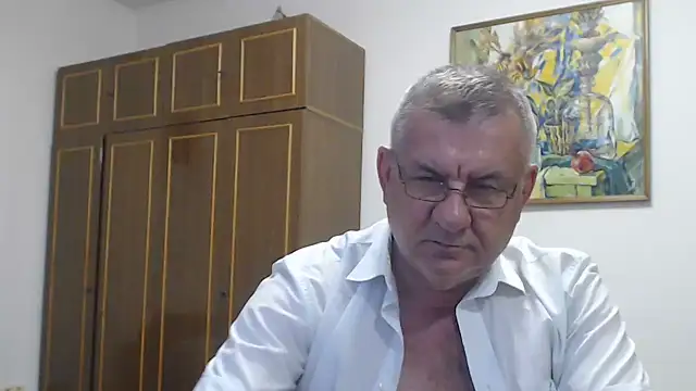 Show modela machomale3 na web-kameri