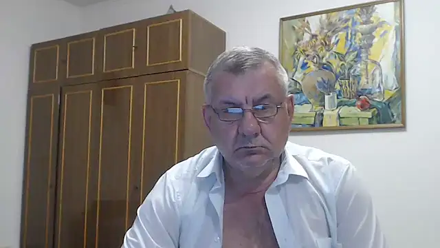 Show modela machomale3 na web-kameri