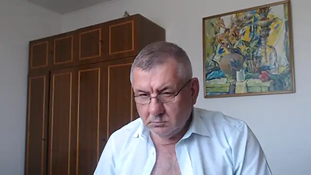 Show modela machomale3 na web-kameri
