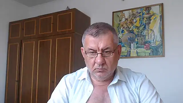 הופעת וובקאם של machomale3