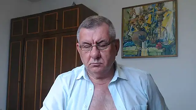 Show modela machomale3 na web-kameri