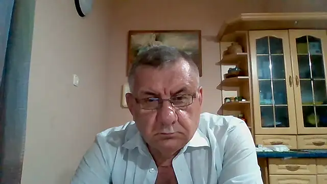 Show modela machomale3 na web-kameri