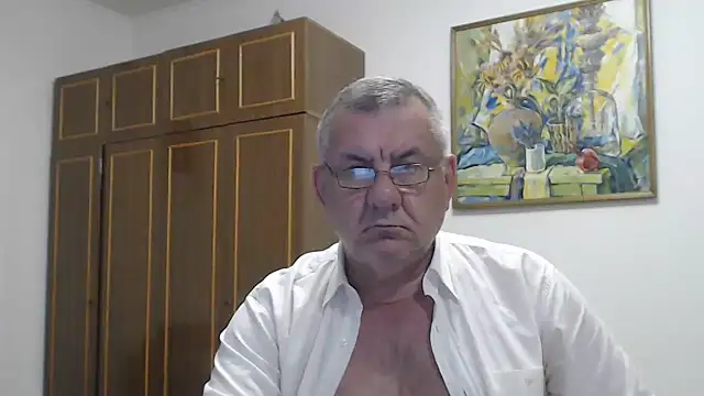Show modela machomale3 na web-kameri