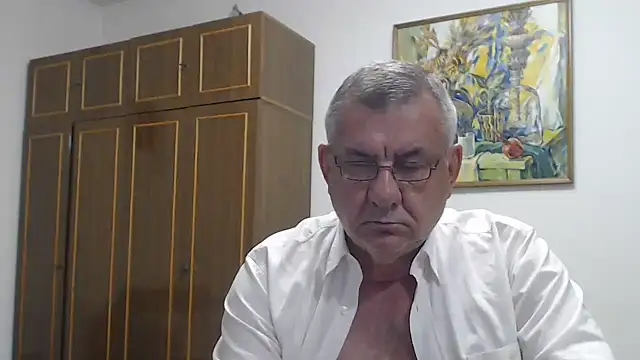 Show modela machomale3 na web-kameri