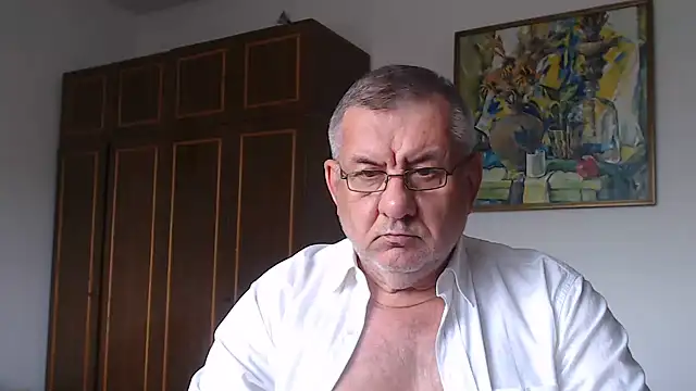 Show modela machomale3 na web-kameri