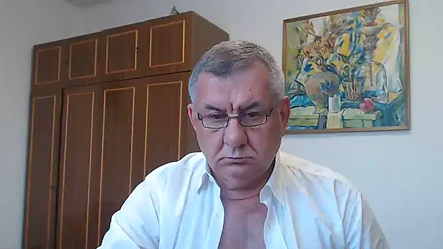 Show modela machomale3 na web-kameri