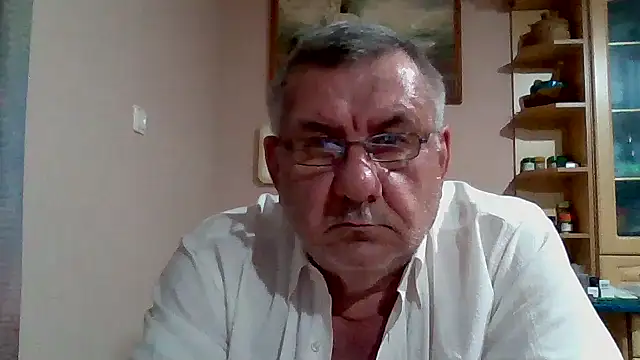 Show modela machomale3 na web-kameri