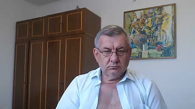 Show modela machomale3 na web-kameri