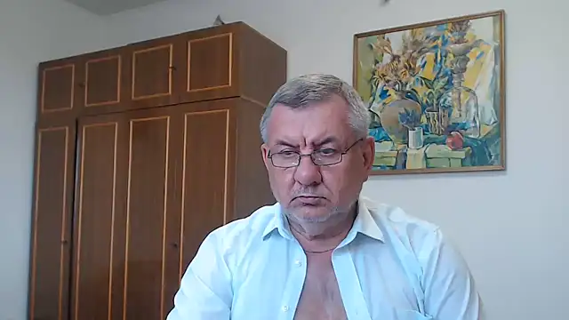 Show modela machomale3 na web-kameri