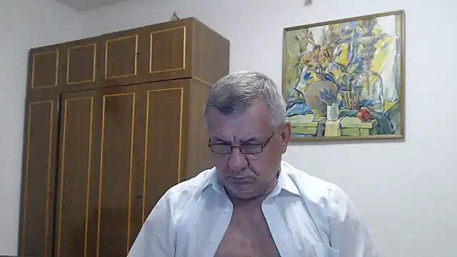 Show modela machomale3 na web-kameri