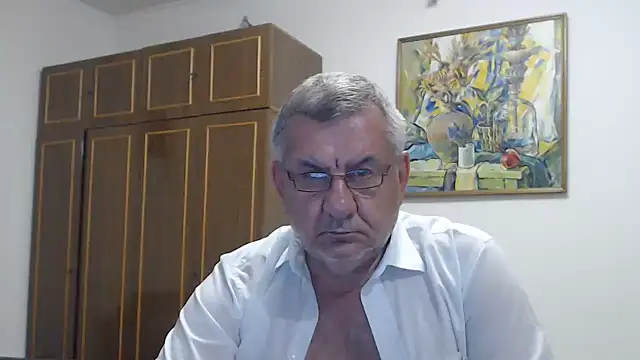 Show modela machomale3 na web-kameri