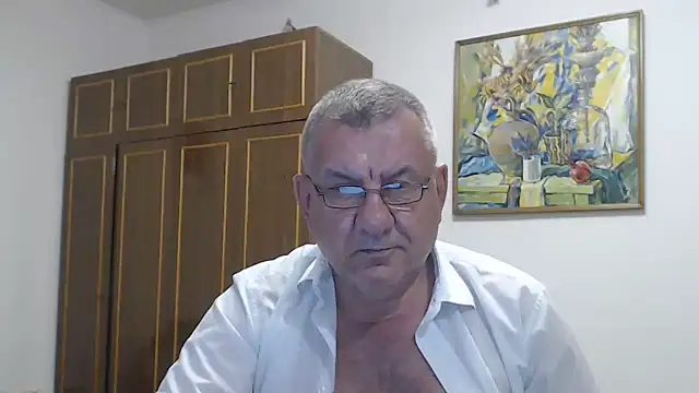 Show modela machomale3 na web-kameri
