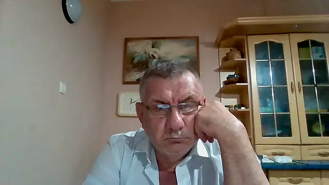 Show modela machomale3 na web-kameri