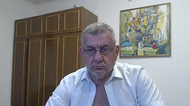 הופעת וובקאם של machomale3