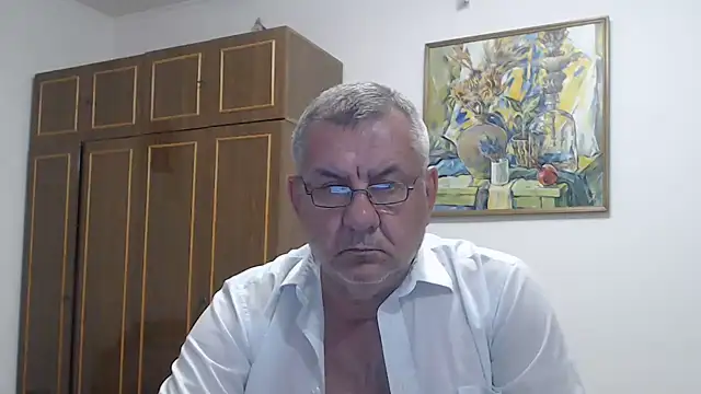 Show modela machomale3 na web-kameri