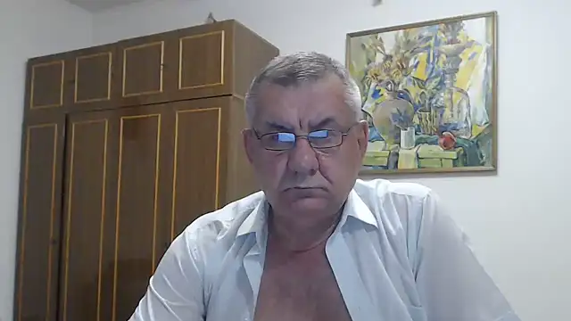 Show modela machomale3 na web-kameri