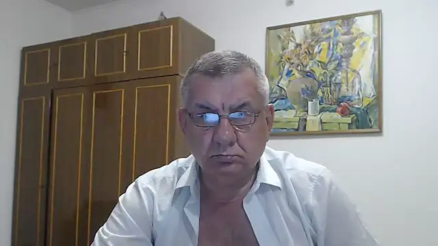 Show modela machomale3 na web-kameri
