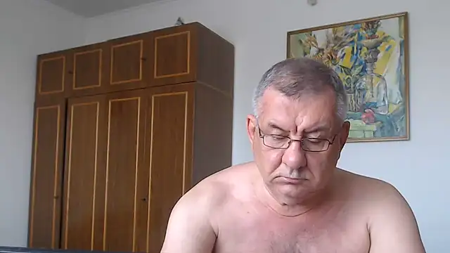 Show modela machomale3 na web-kameri