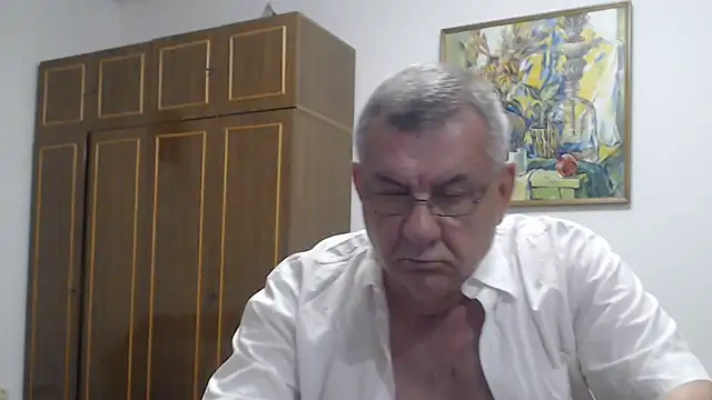 Show modela machomale3 na web-kameri