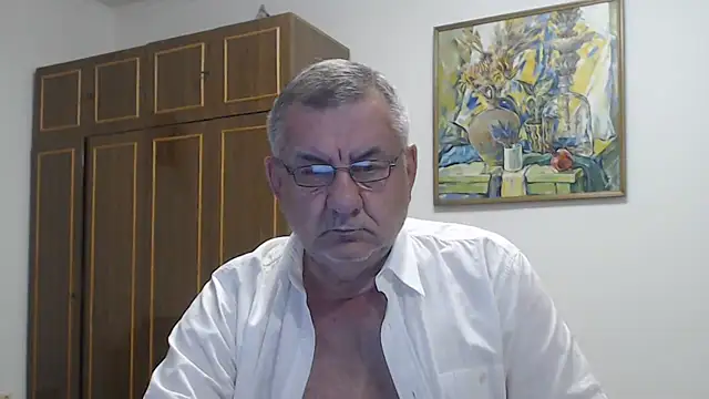 machomale3: διαδικτυακό σόου στην κάμερα