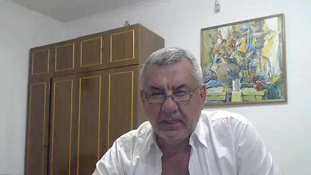 Show modela machomale3 na web-kameri