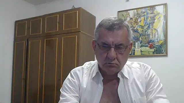 הופעת וובקאם של machomale3