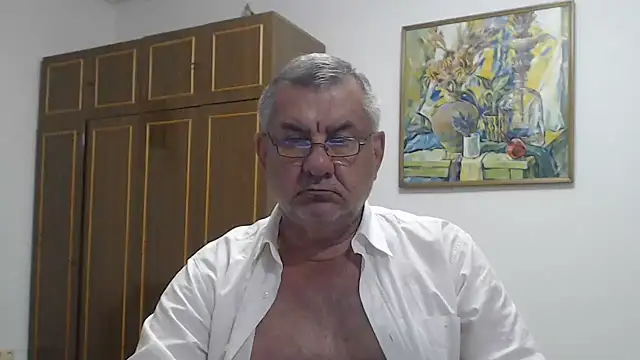 Show modela machomale3 na web-kameri