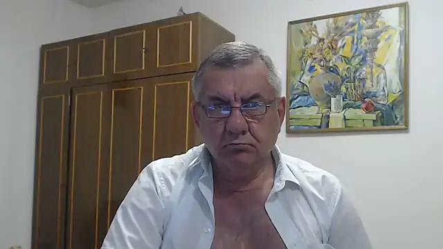 machomale3: διαδικτυακό σόου στην κάμερα