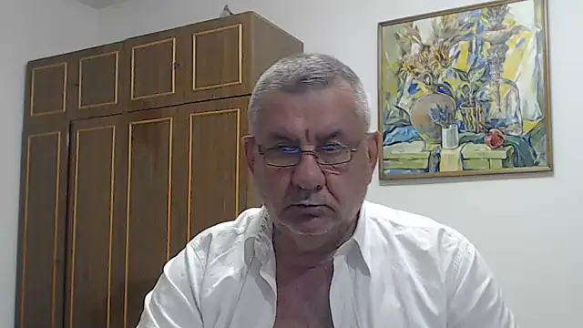 Show modela machomale3 na web-kameri
