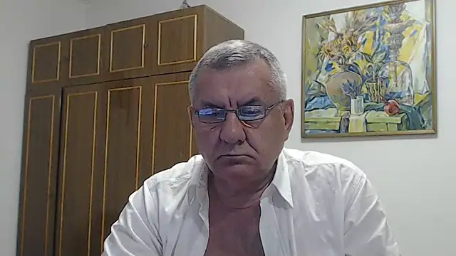 machomale3: διαδικτυακό σόου στην κάμερα